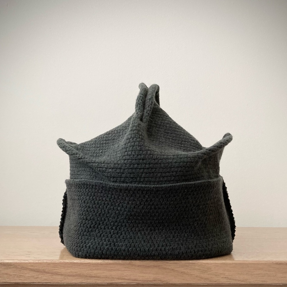 joodito origami crown 100% wool sweater hat bucket beanie cloche cap dark gray